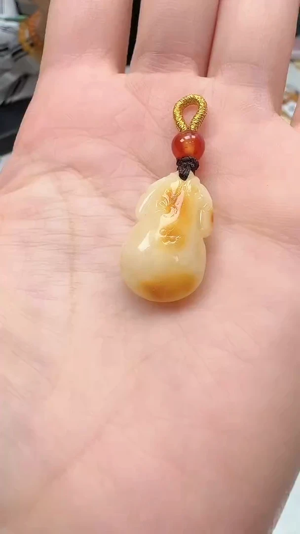 裸石琥珀未镶嵌如图