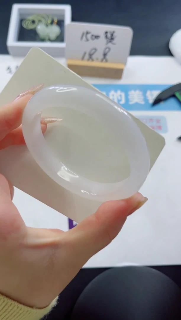 未镶嵌手镯石英质玉多样性发货A30