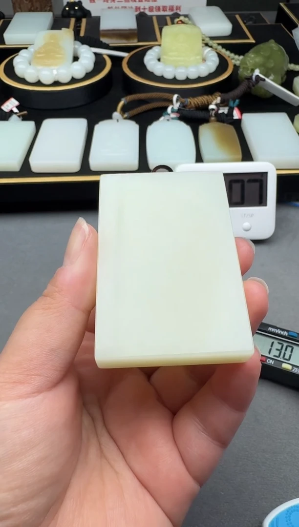 颈饰未镶嵌和田玉4