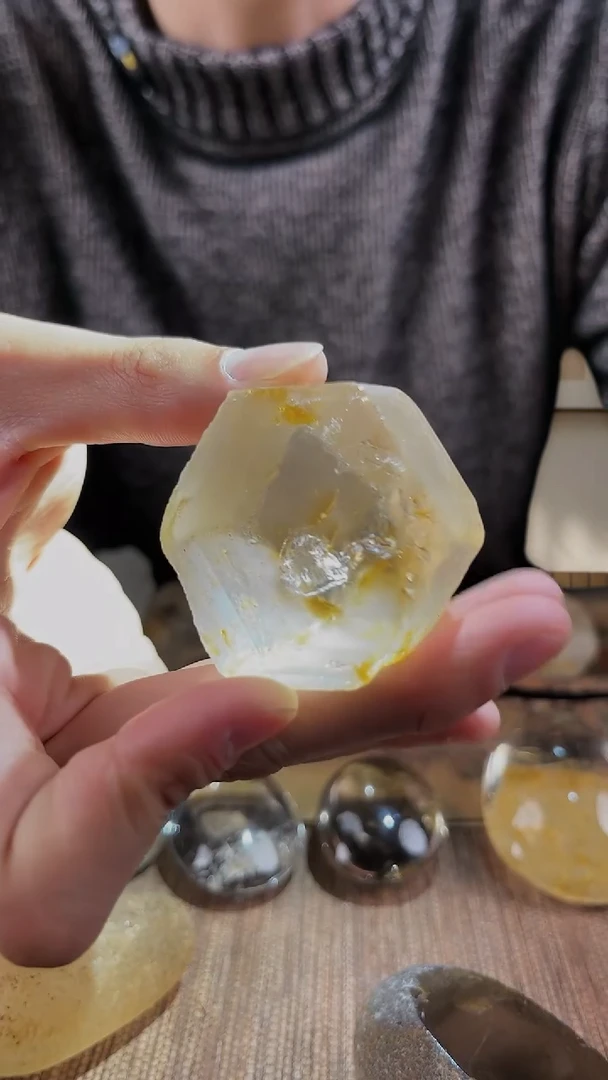 水晶未镶嵌水晶水晶