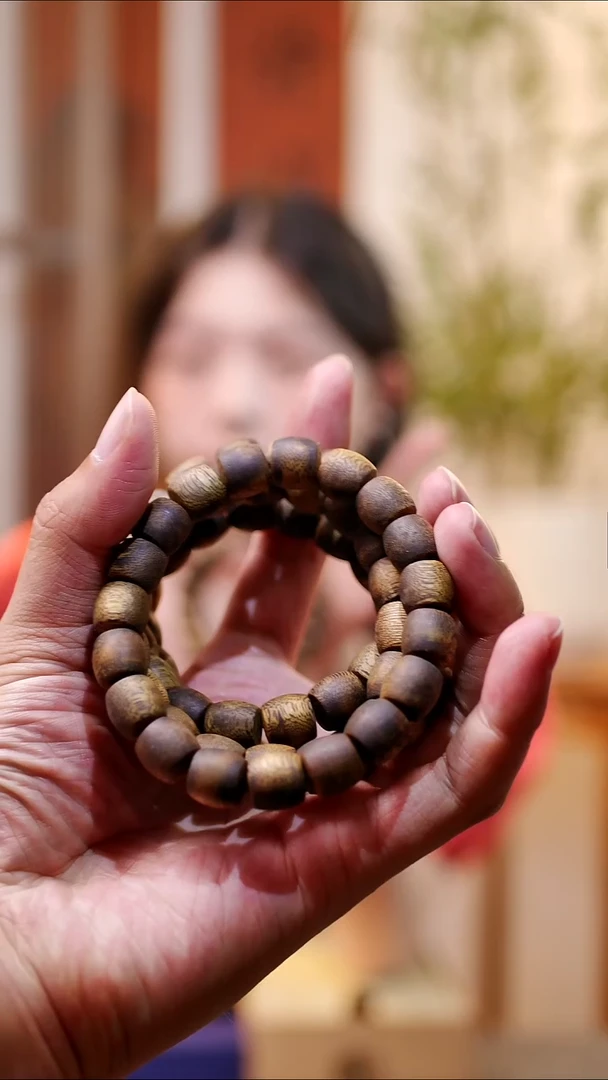 沉香沉香碎屑张勺子卡1.1鼓珠单串配碎屑 多样性发其一 -04