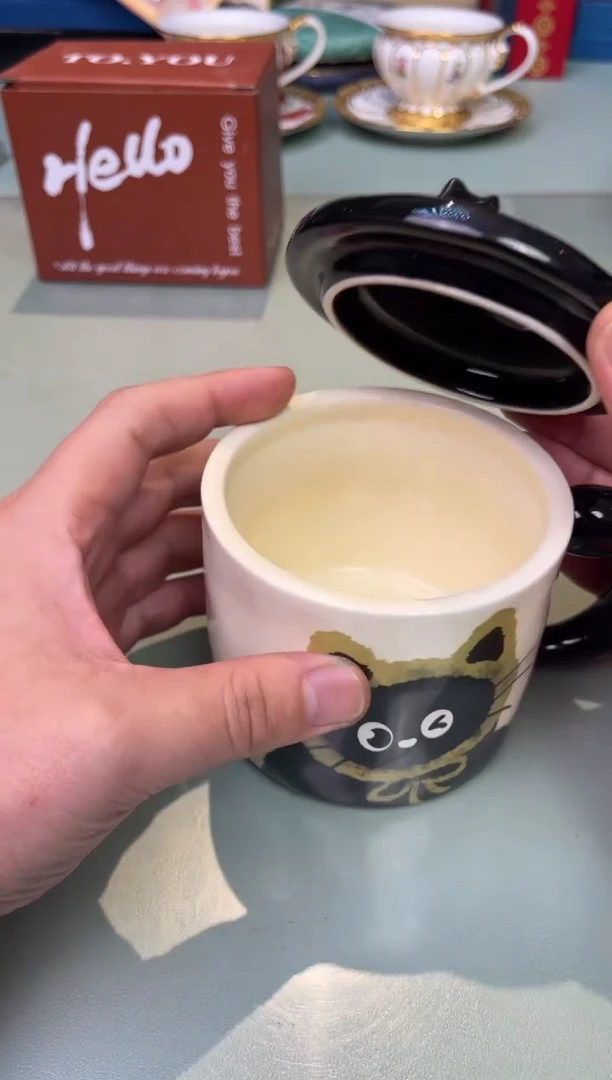 【闪购商品】瓷片马克杯绿             