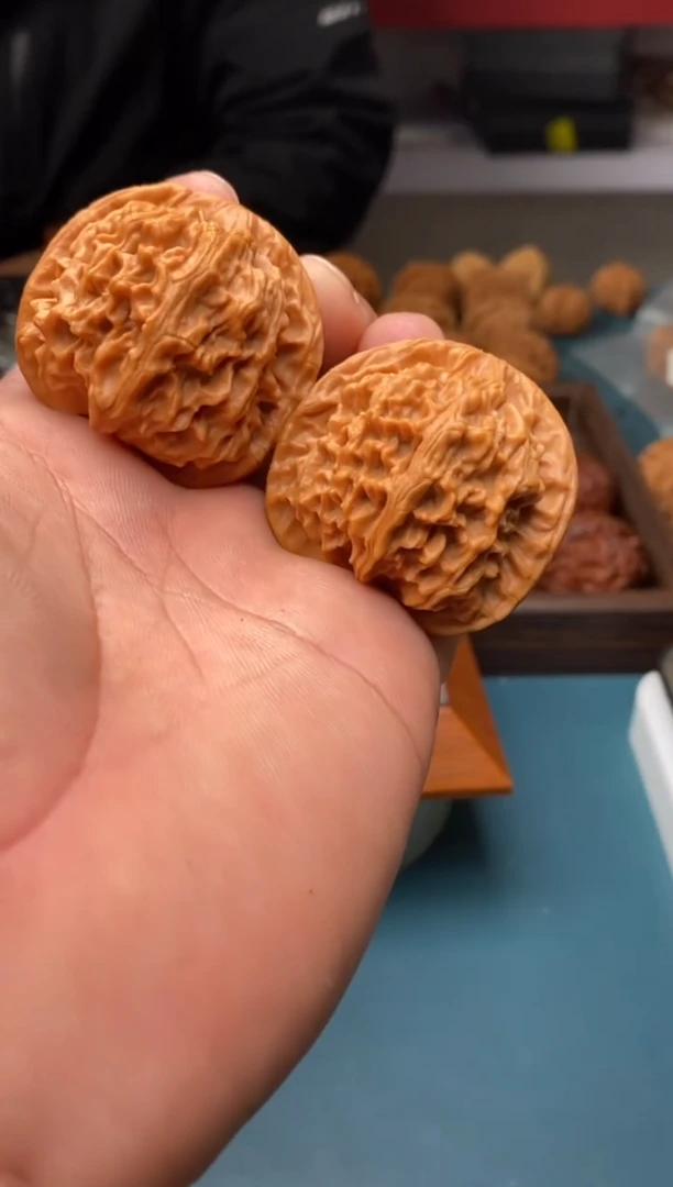 把件文玩核桃天地二爷帽a273