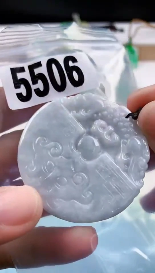 【闪购商品】翡翠挂件未镶嵌天然翡翠吊坠挂件