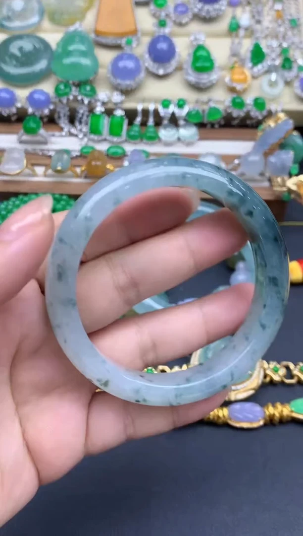 翡翠手镯未镶嵌371-春日珠宝