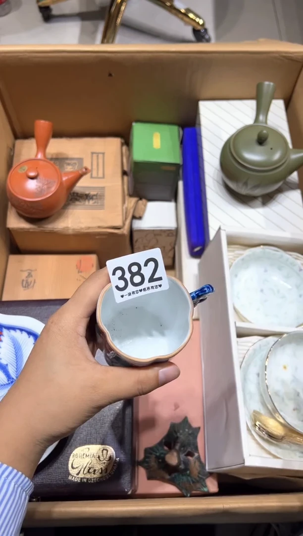 瓷片萬**在382............
