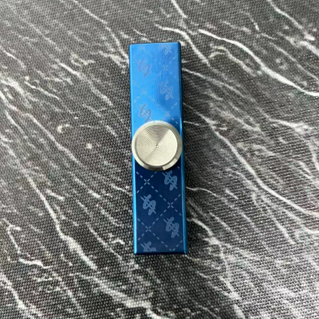 小金砖-指尖陀螺多功能户外便携工具解压小玩具