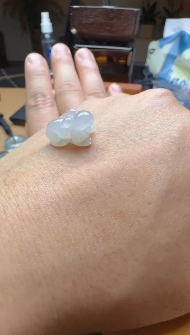 【闪购商品】定制翡翠未镶嵌兔子