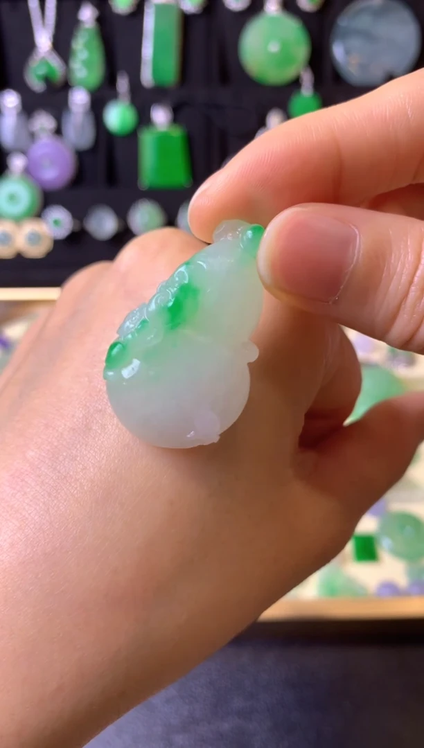 【闪购商品】定制翡翠未镶嵌毛货抛光