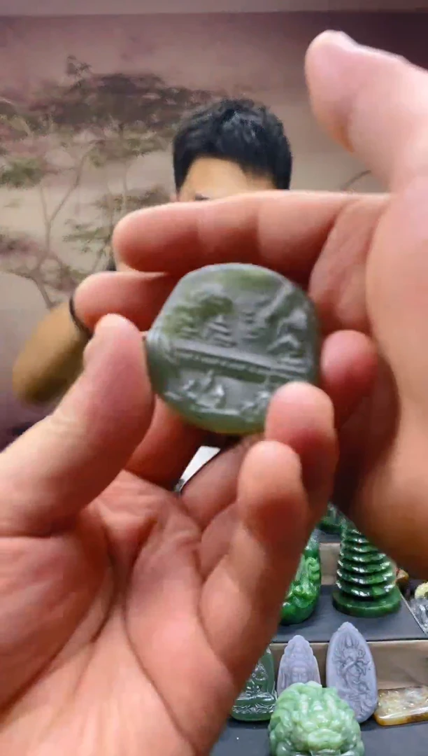 颈饰未镶嵌和田玉1111