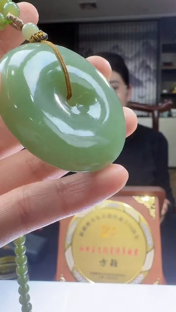 定制和田玉52105多样性发其一