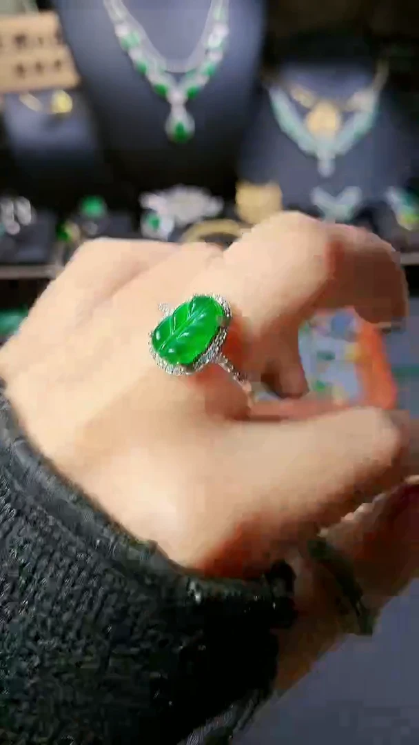 【闪购商品】翡翠戒指银S925镶嵌戒指