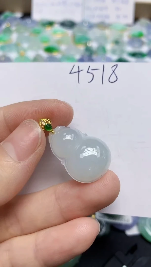 翡翠未镶嵌颈饰天然缅甸翡翠A货