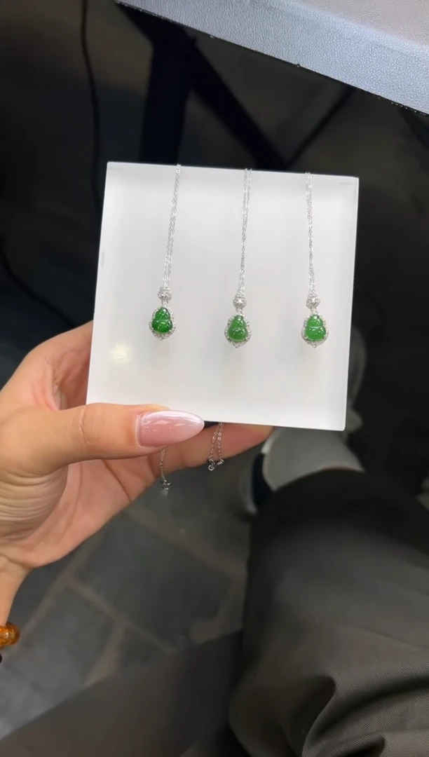 颈饰未镶嵌翡翠葫芦-G998T0919070-多样性发一