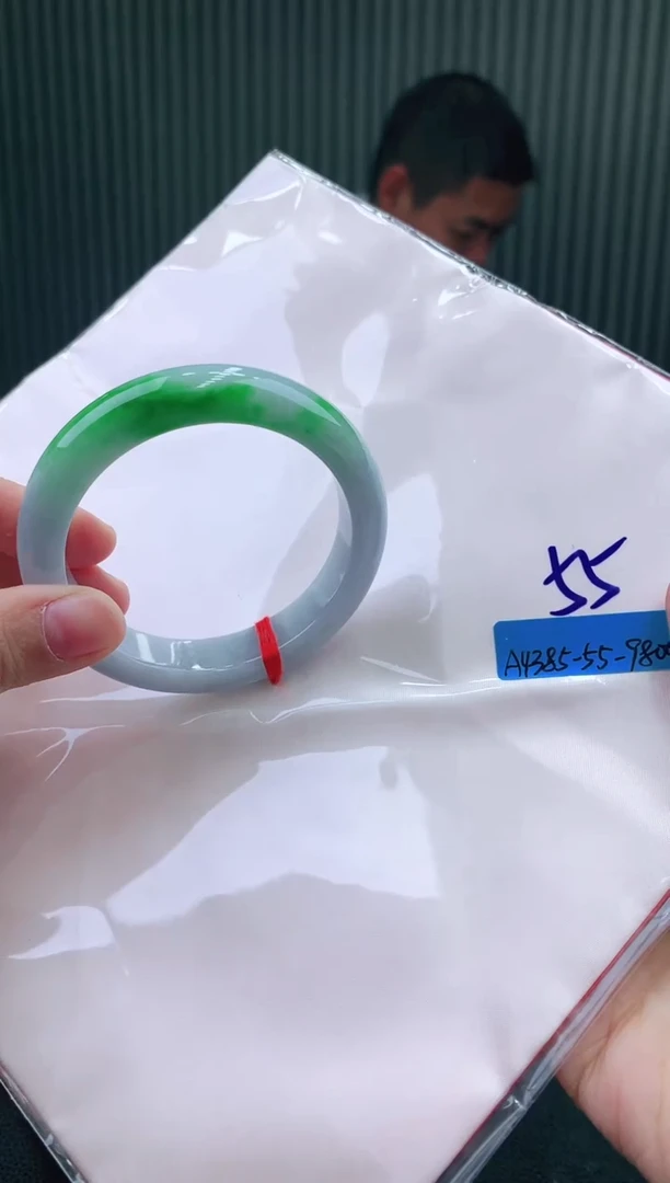 未镶嵌手镯翡翠111