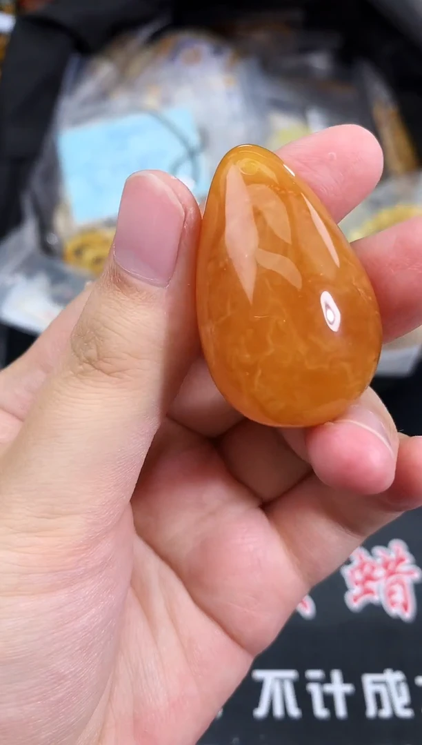 蜜蜡未镶嵌珠宝奇石29