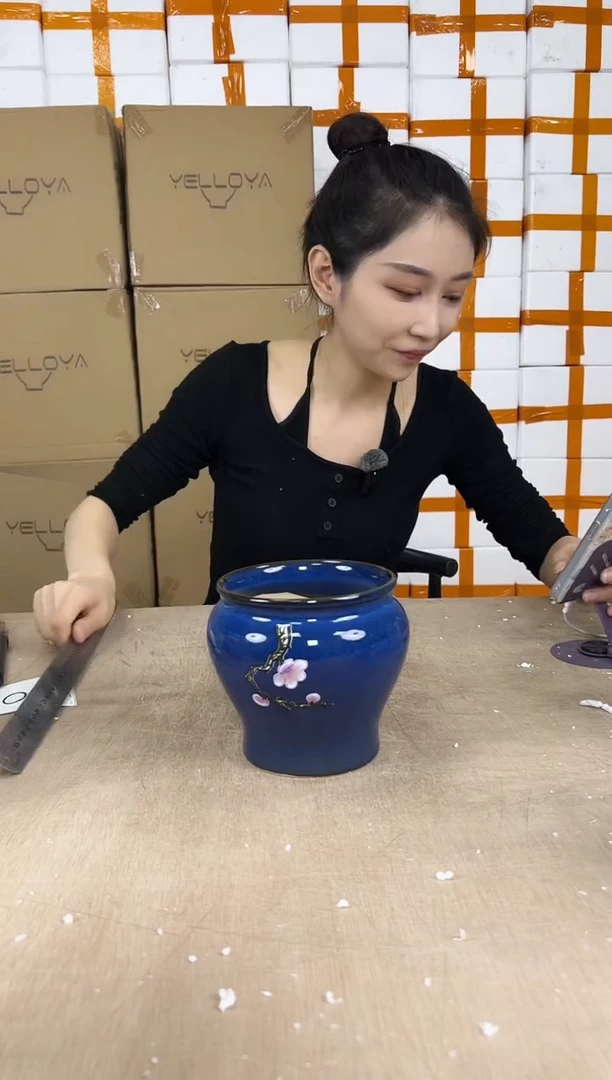 缸形深蓝花釉勾花13x13
