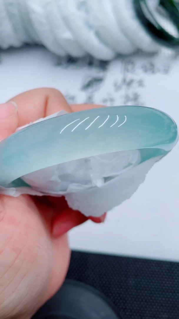 【闪购商品】石英质玉手镯未镶嵌C57-56-57