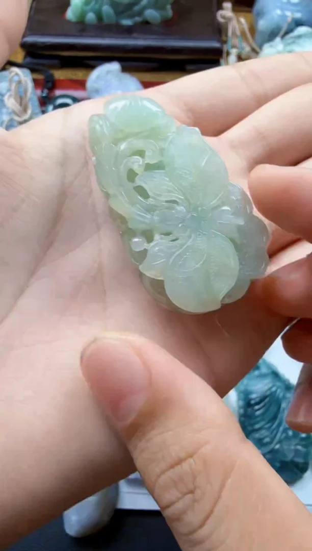 吊坠(不含链)未镶嵌翡翠1