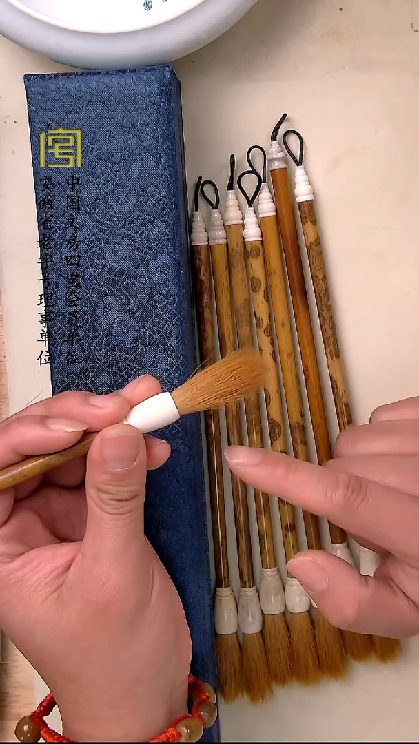 【鹿角斗纯辽尾狼毫   出锋4.0口径0.8】限时福利