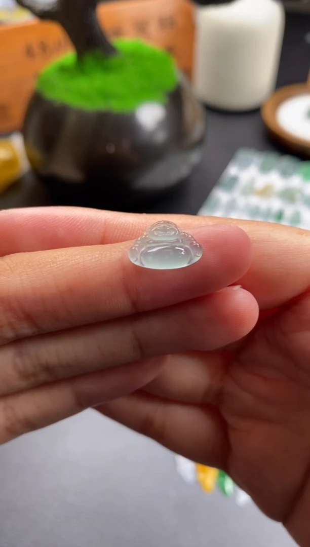 颈饰未镶嵌翡翠翡翠冰种佛公