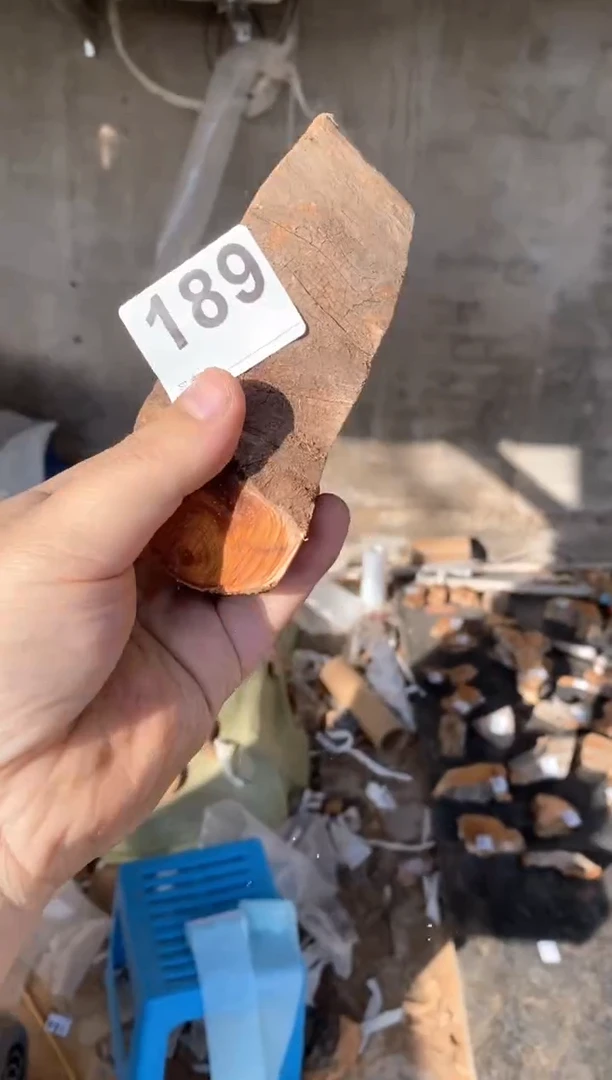 【闪购商品】柏木太行陈化崖柏（津诚林）切片