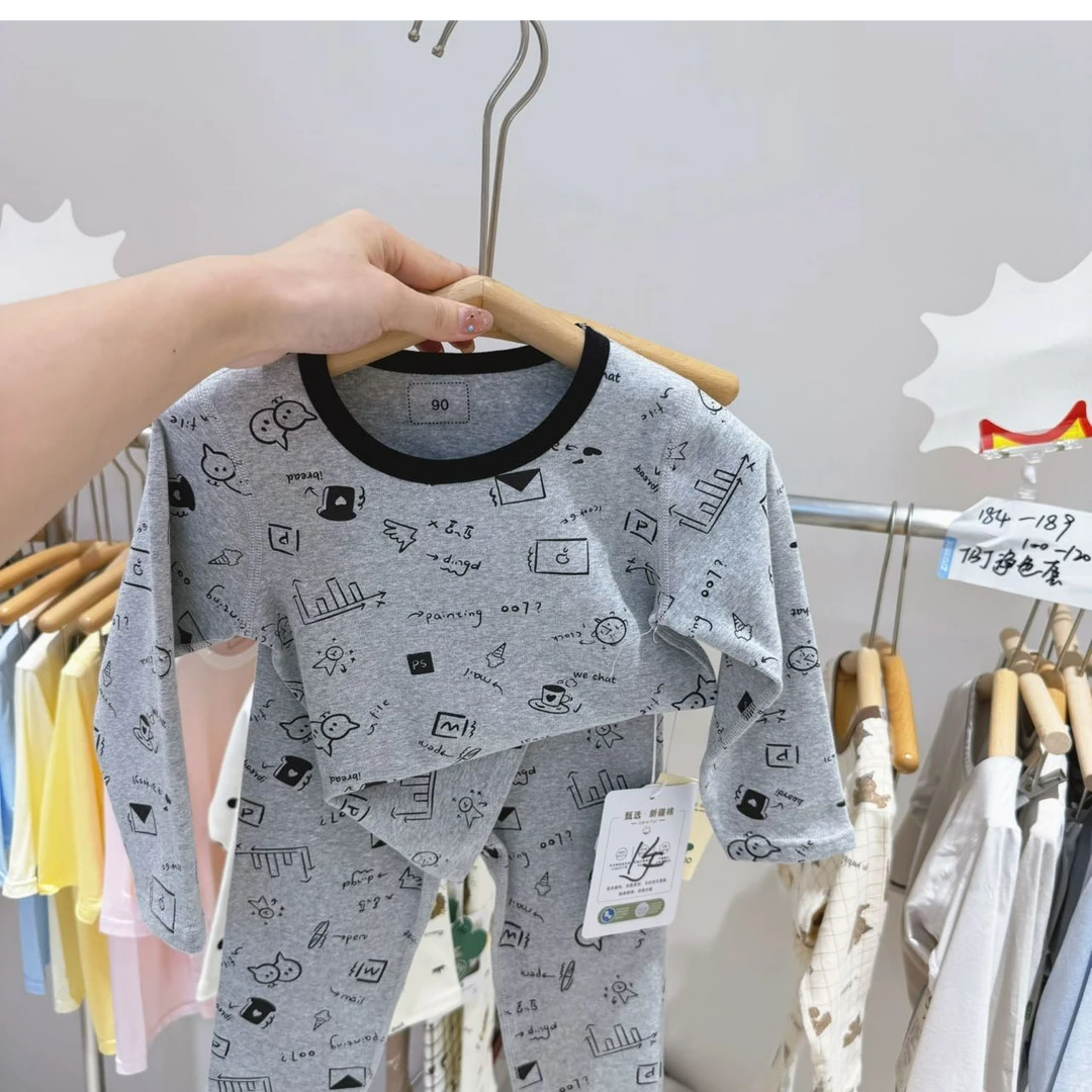 182秋冬款高端专场灰底涂鸦秋衣套（小胖家居夏末青仓专场）