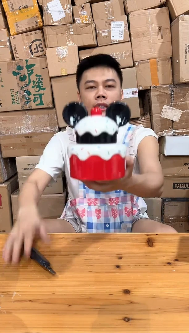 瓷片原盒米奇蛋糕罐子