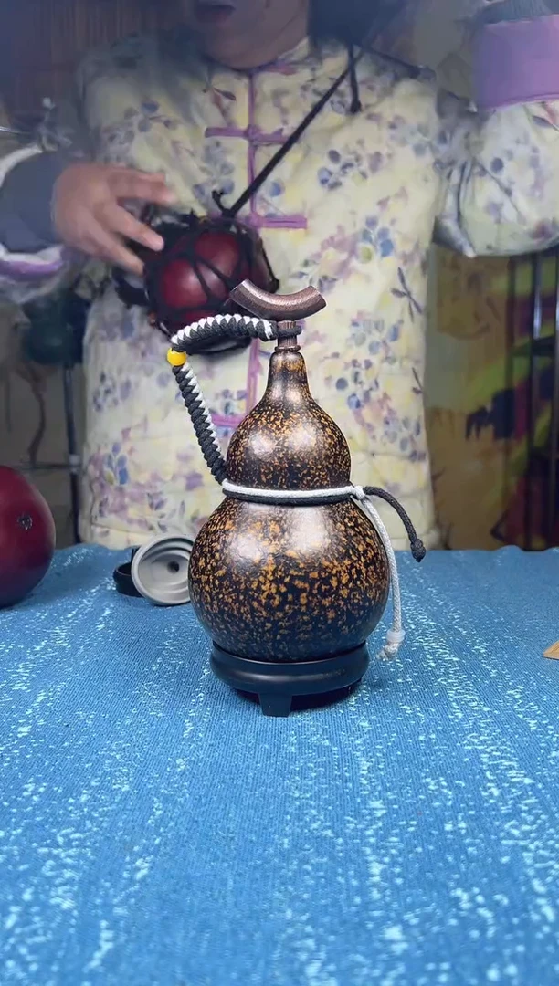 043--大漆酒葫芦--（500ml左右）
