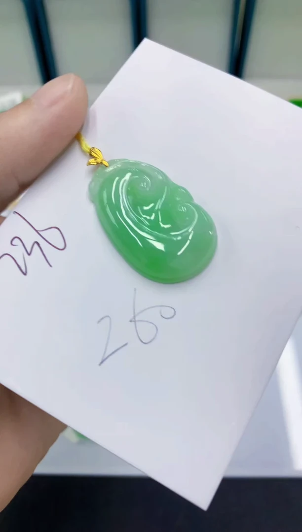 颈饰18K金镶嵌翡翠翡翠