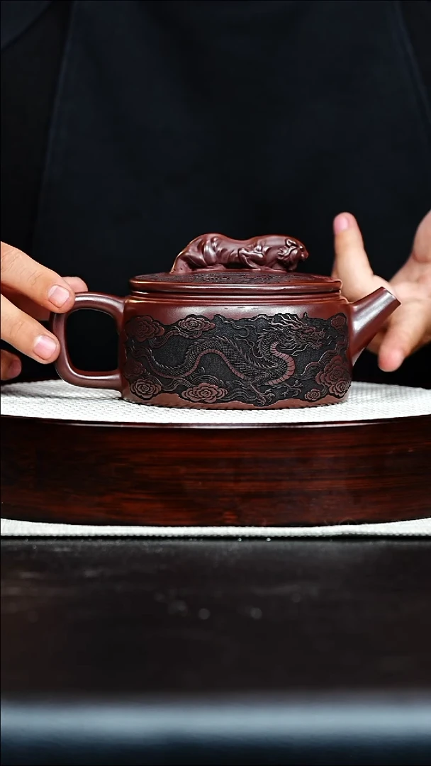 茶壶紫砂宜兴紫砂 卧虎藏龙 石红