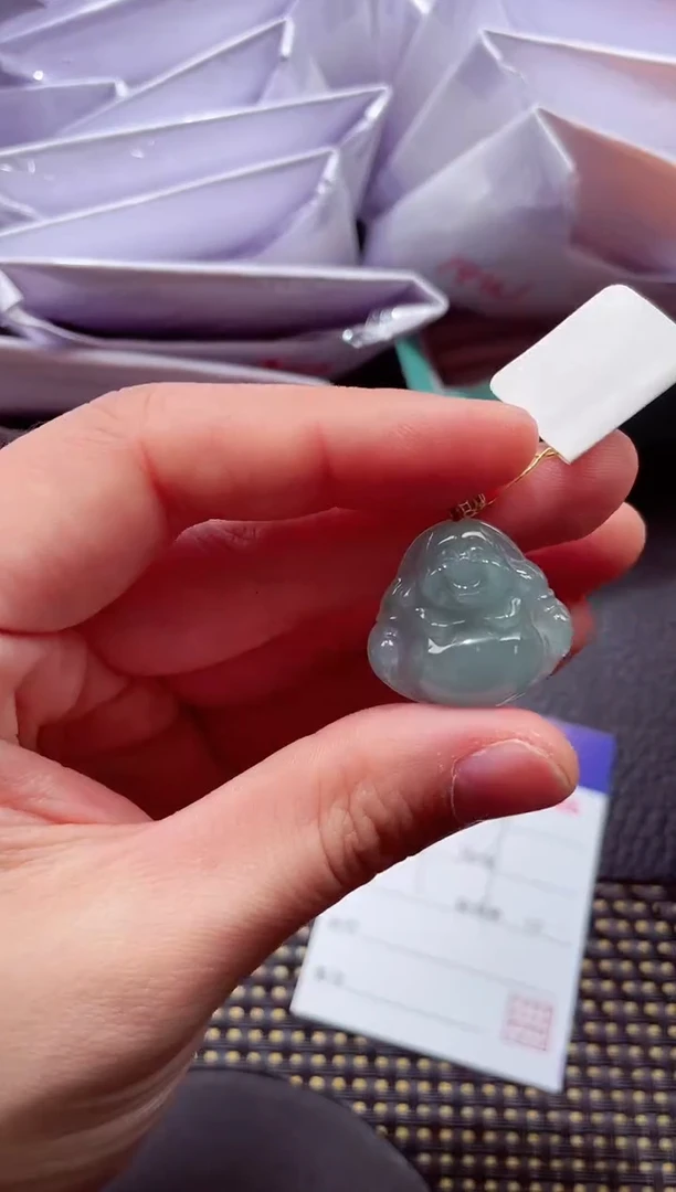 18K金镶嵌挂件翡翠11111