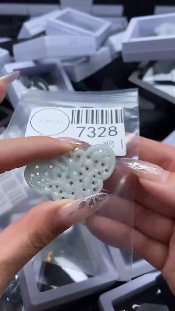 吊坠(不含链)未镶嵌翡翠7328