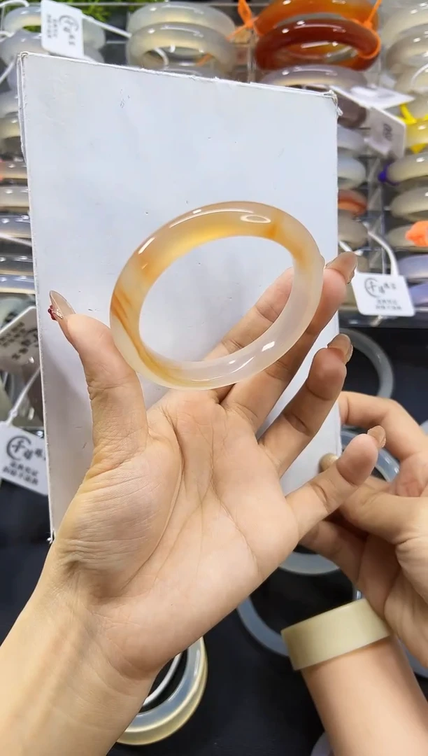 玛瑙/玉髓手镯未镶嵌55.1-11-9