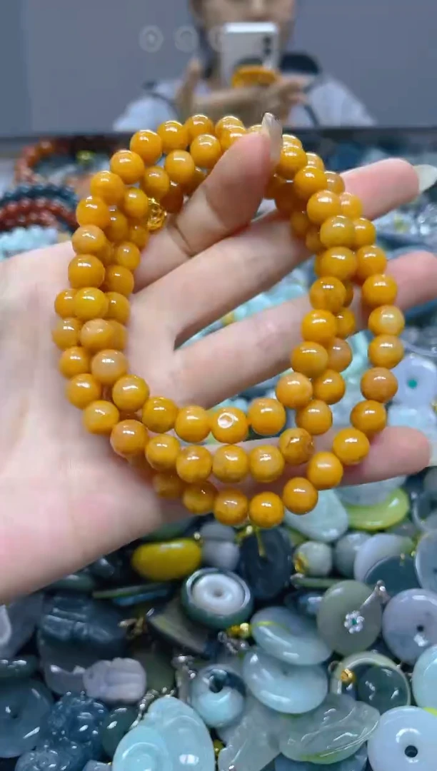 颈饰未镶嵌翡翠8MM/ T /翡翠A货，一件也是批发价
