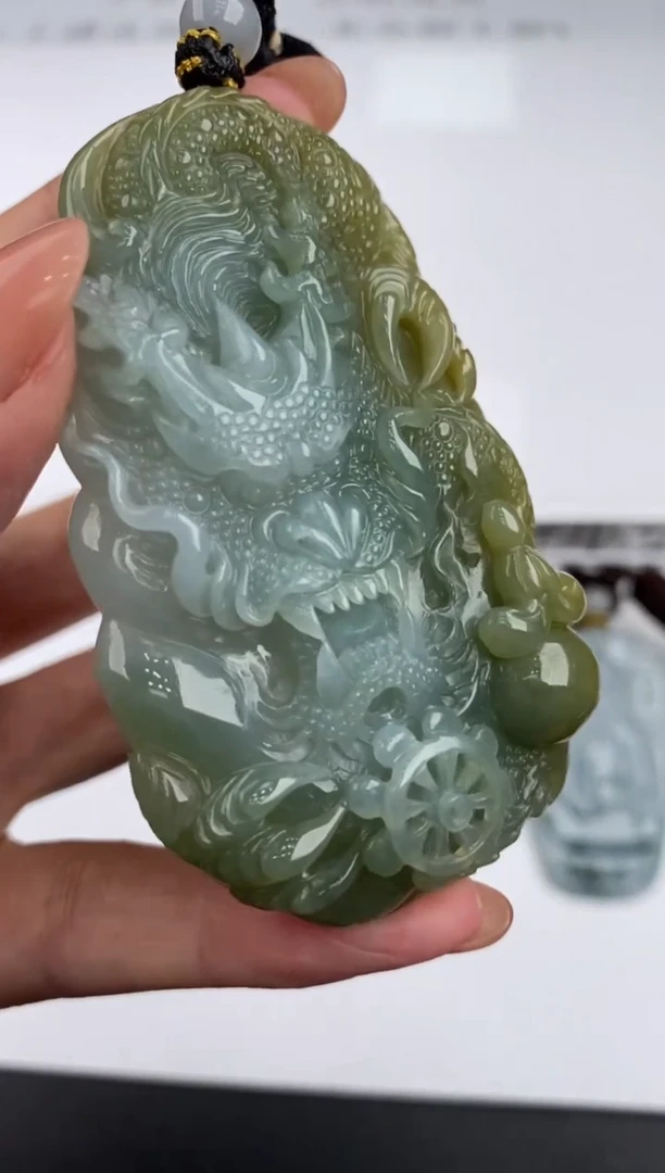 未镶嵌挂件翡翠303181  多人