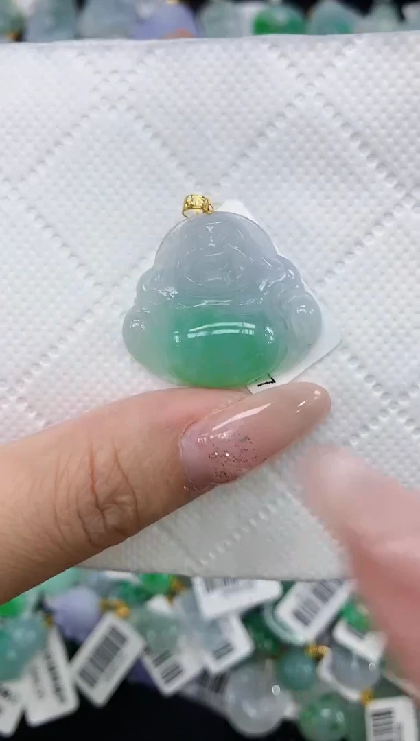颈饰18K金镶嵌翡翠1111111111