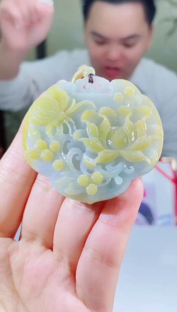 颈饰未镶嵌翡翠翡翠多样性发其一