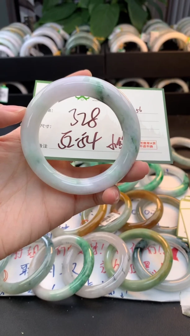 未镶嵌定制翡翠i*.毛货需精细抛光+多人