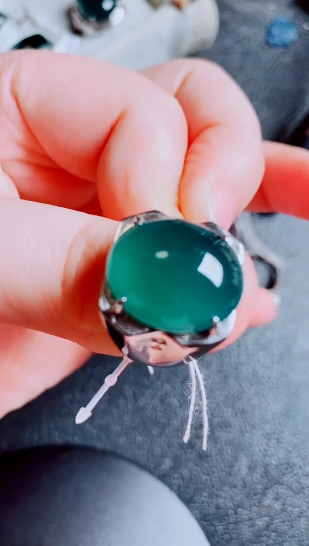 银S925镶嵌戒指翡翠1111