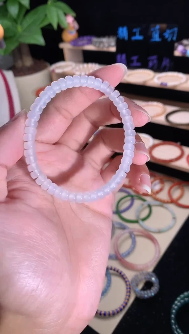 玛瑙/玉髓手串未镶嵌天然白玉髓手串荔枝冻色系6mm