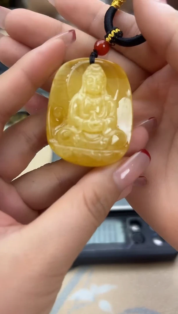【闪购商品】琥珀裸石未镶嵌蜜蜡吊坠