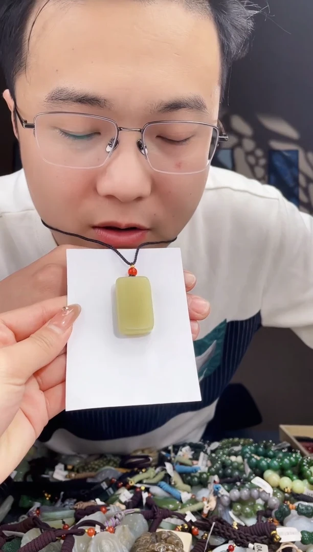 【闪购商品】和田玉颈饰未镶嵌拍一发一