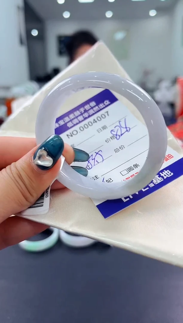 翡翠手镯未镶嵌天然缅甸A货翡翠