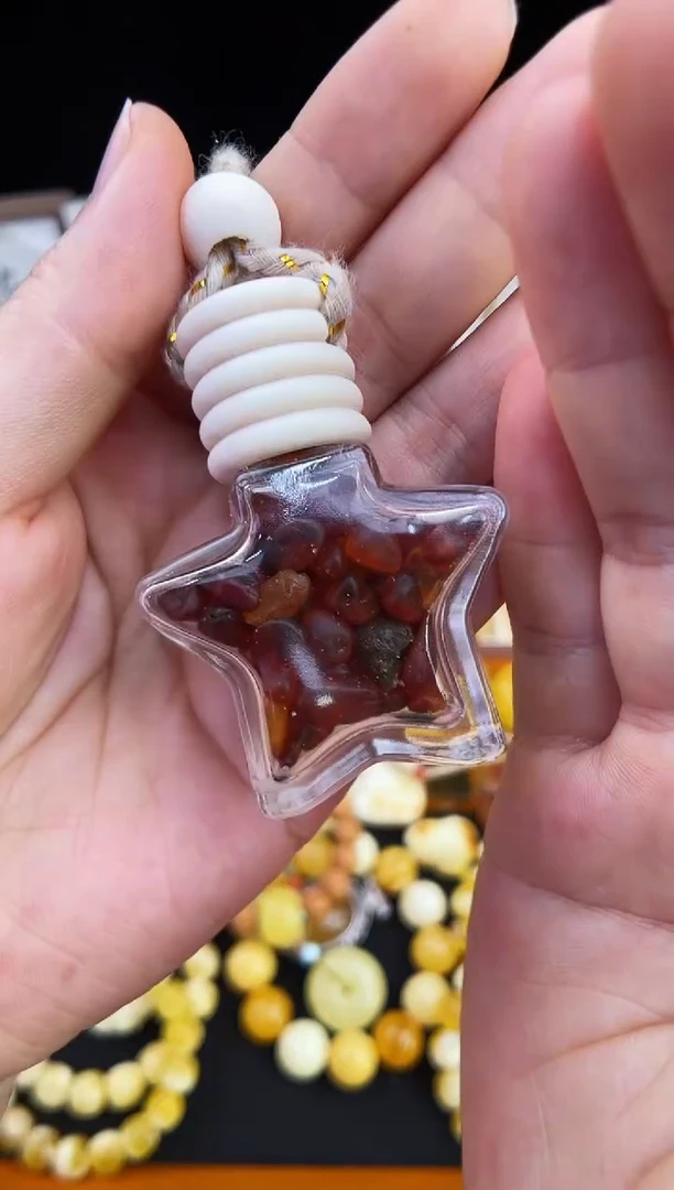 琥珀未镶嵌珠宝奇石多样性发其一