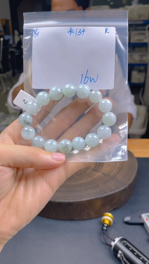 定制翡翠未镶嵌珠串