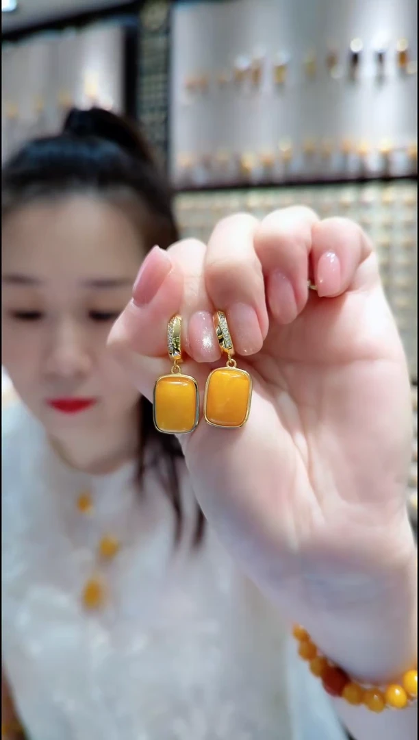 银S925镀金镶嵌蜜蜡耳饰﹣B697蜜蜡耳坠