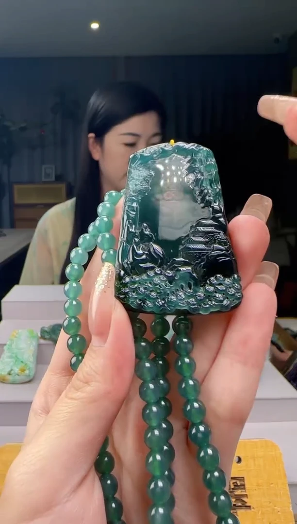 翡翠未镶嵌吊坠(赠链)多样性发其一CC@@960Q3J19789