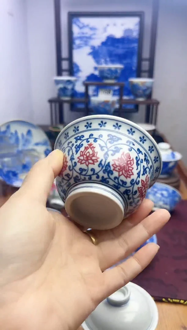手工手绘缠枝莲压手杯