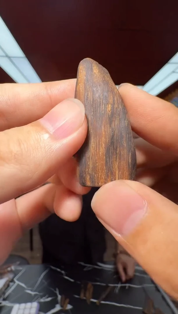 沉香吊坠v17达拉干多样性发一